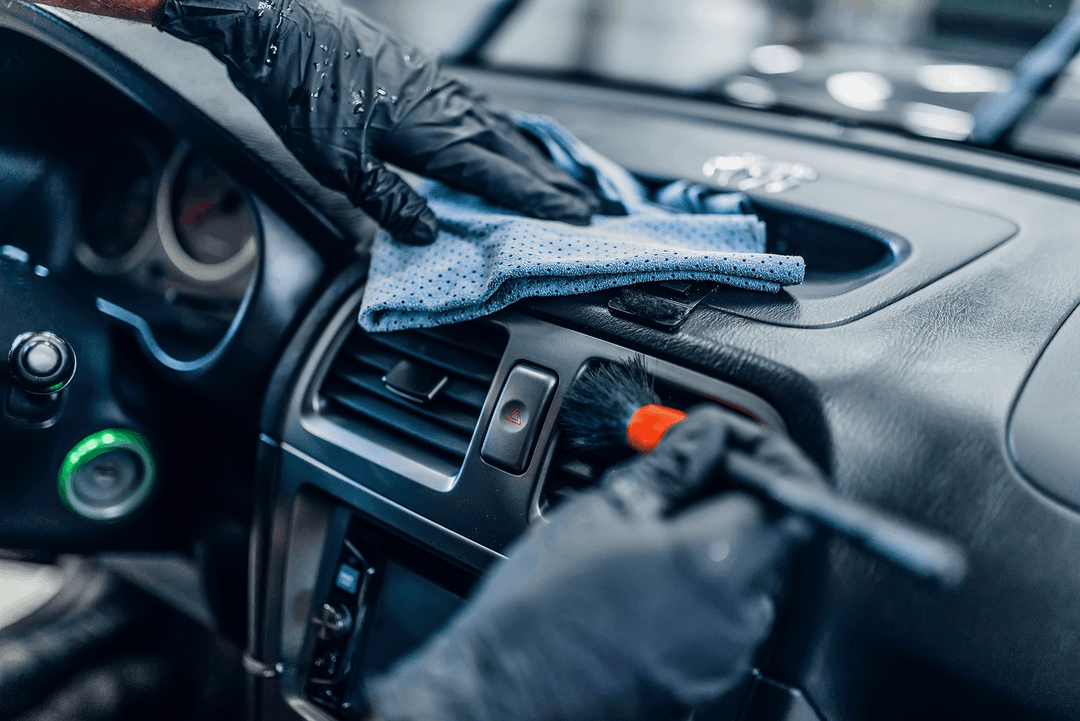 Nettoyage prestige de voiture avec injecteur-extracteur